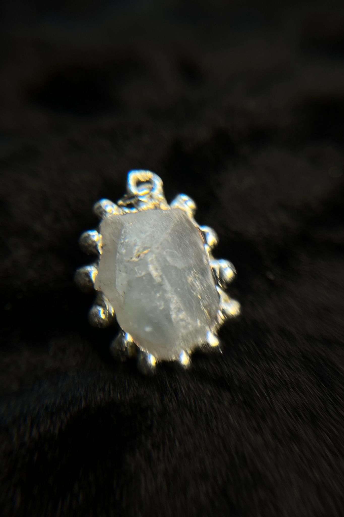 Soft Soldered Light Green Stone Pendant Necklace | Silver & Green - Image 3