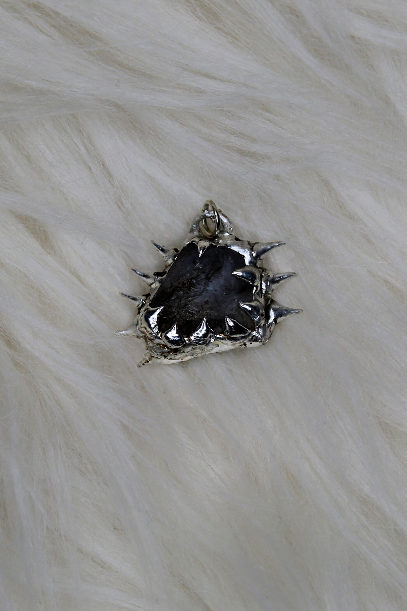 Soft Soldered Spiked Gray Stone Pendant Necklace - Image 4